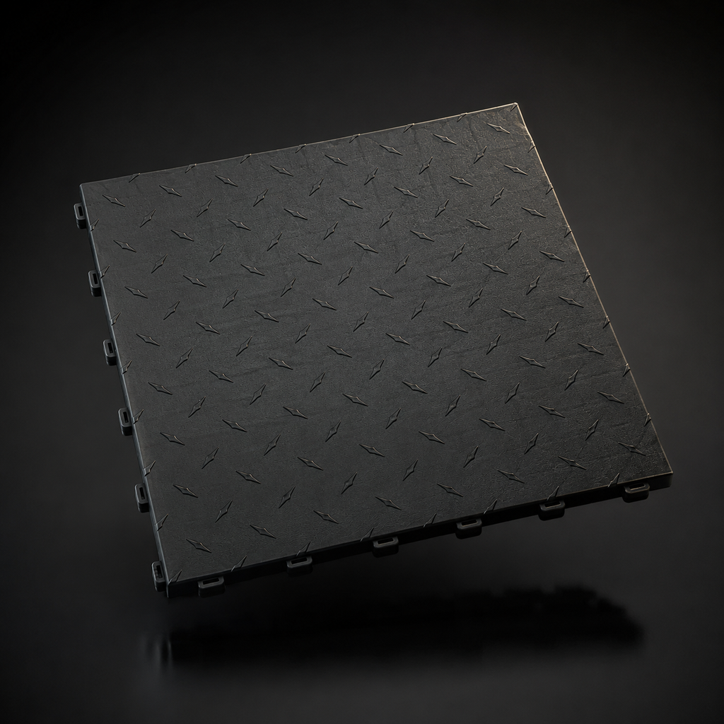 Loseta de garaje CorsaLux Vertex en negro, vista 3/4, patrón diamante